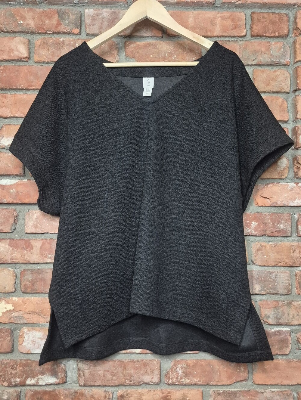 Joie Textured Knit Poncho Tunic V Neck Dolman Sleeve Layered Split Hem Lagenlook